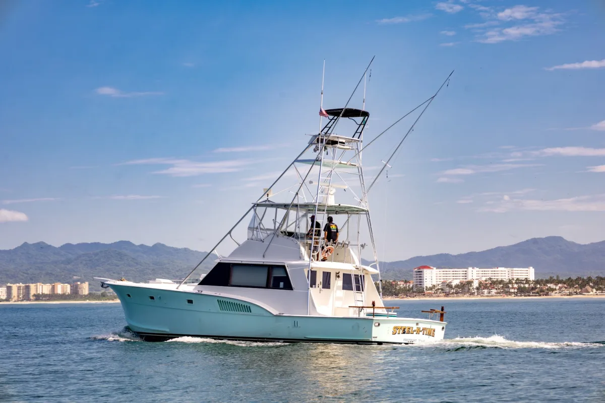 Steel n Time — 53' Hatteras in Puerto Vallarta